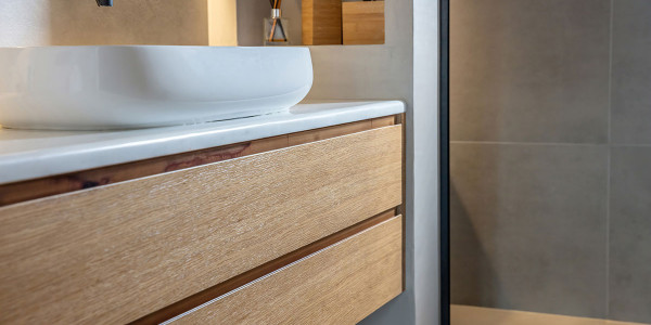 Reforma de Baños Málaga · Instalación de Muebles y Accesorios de Baño